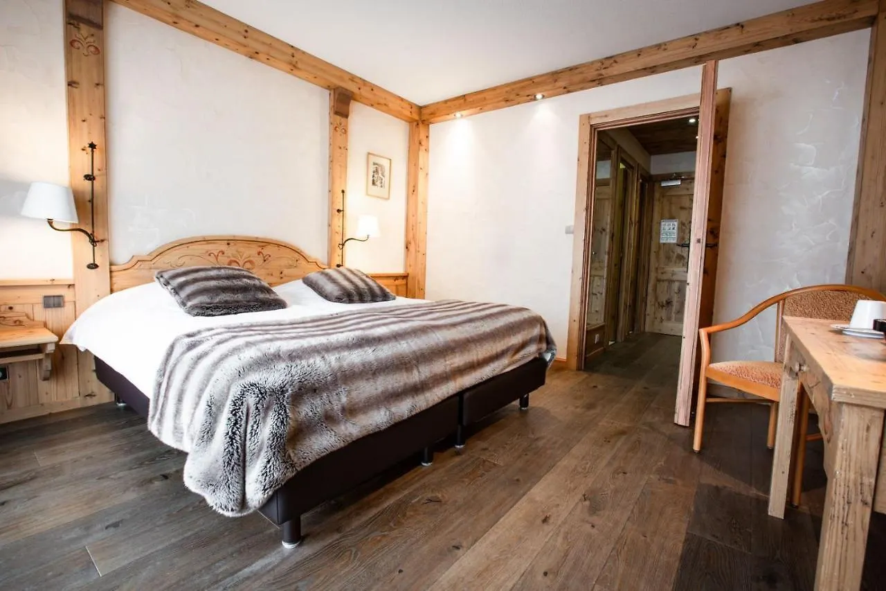 ****  Hotel Champs Fleuris Morzine France
