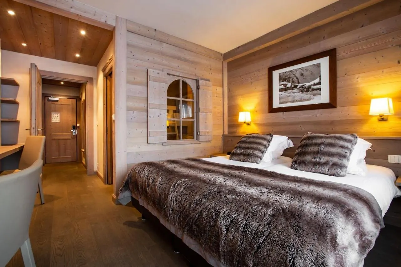 Hotel Champs Fleuris Morzine 4*,